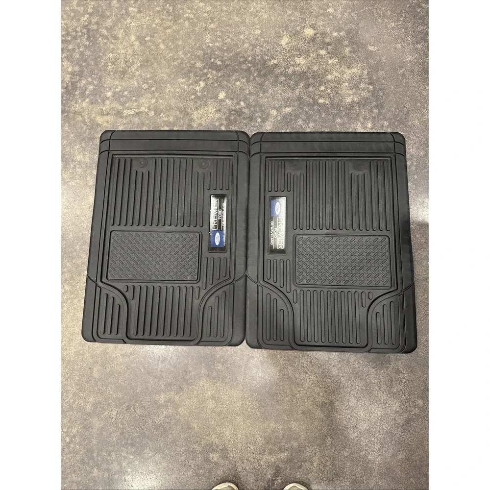 Set of 2 EUC Ford Floor Mats‎